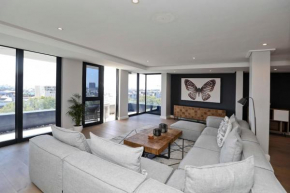Exceptional Seaboard penthouse